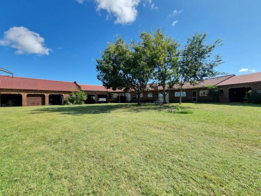 Commercial Property for Sale in Mullersrust Free State